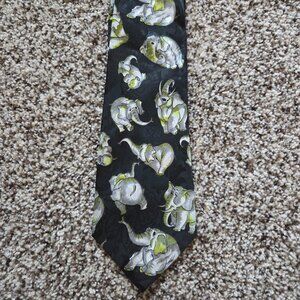 Vintage Man Road Neck Tie Silk Dancing Elephants Trunk Up Black Gray 4 In Wide